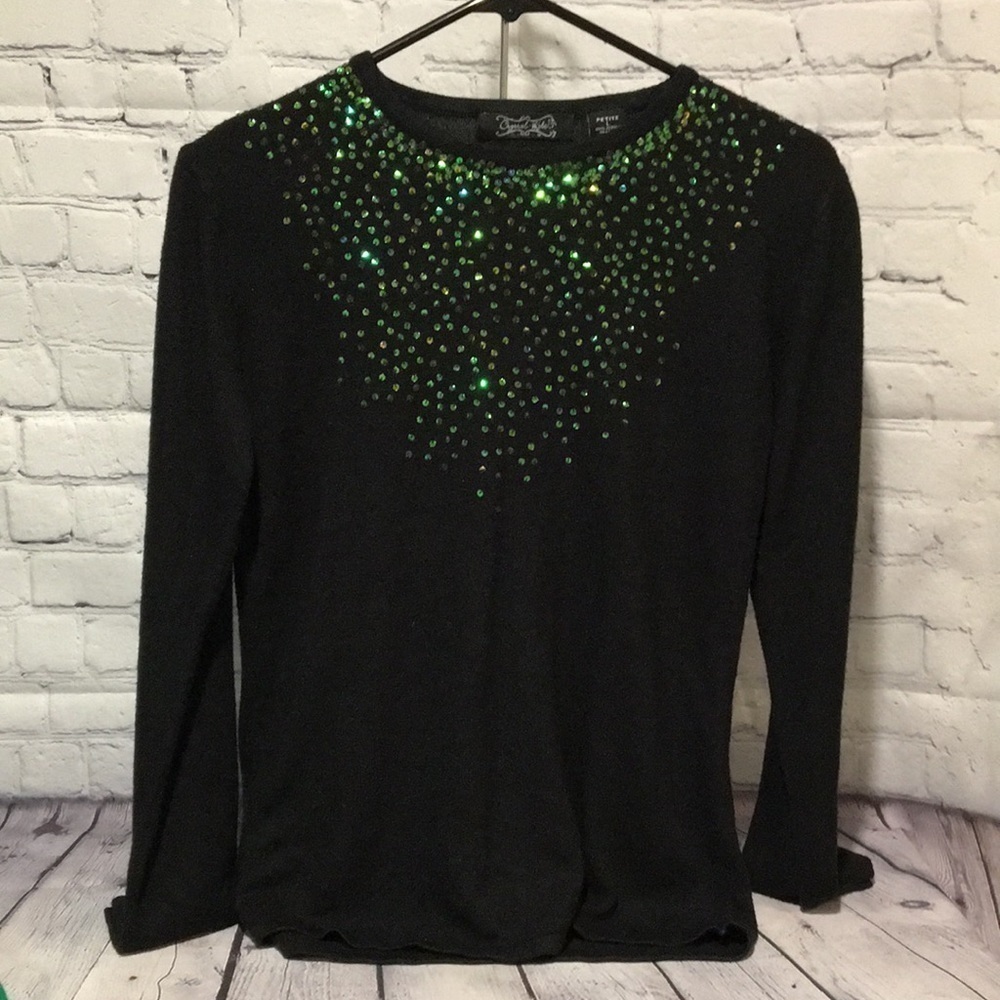 Crystal Kobe Black sweater with green sequins Sz Large Petite